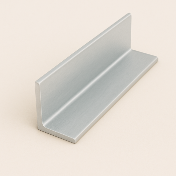 Уголок алюминиевый прессованный равнополочный 90х6х6 мм Д1 ГОСТ 13737-90 в наличии в Тамбове